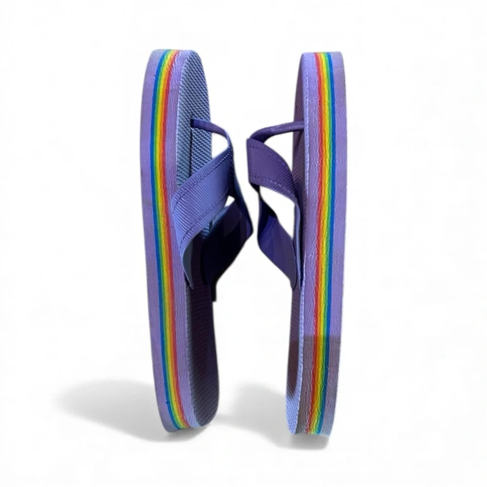 Retro style rainbow sole 🌈 foam flip flops 70’s-80’s look